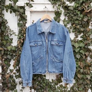 90s Vintage Distressed Blue Denim Jean jacket SOFT